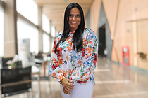 Zayaira-BusinessPicture01.png