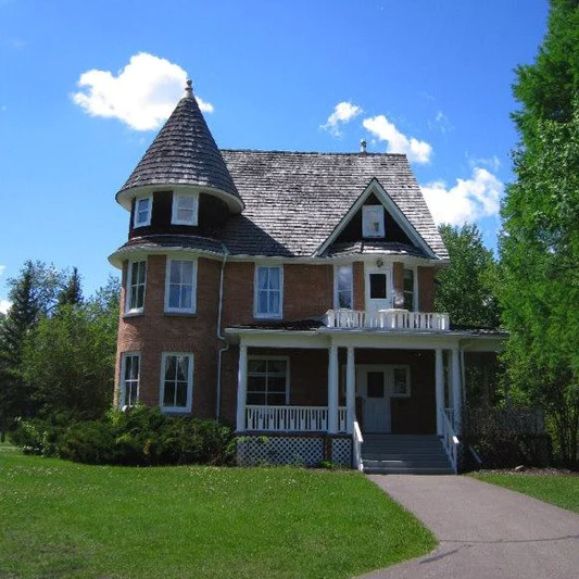 The Cronquist House