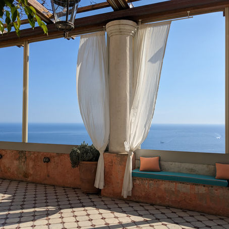Yoga in Positano