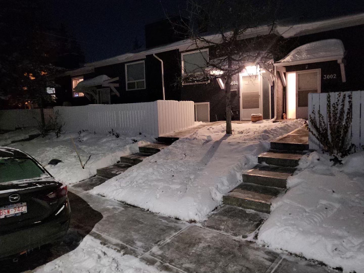 Thumbnail: Sidewalk & Walkways Only