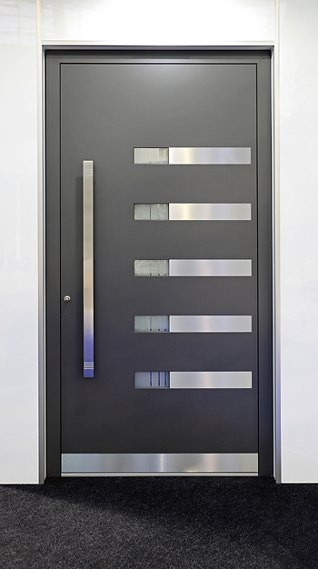 puerta de ingreso aluminio