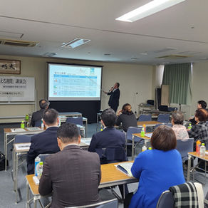 「税を考える週間」講演会