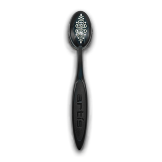 Elite Oval 7 Brush, with Swarovski crystal embellishments | Artis