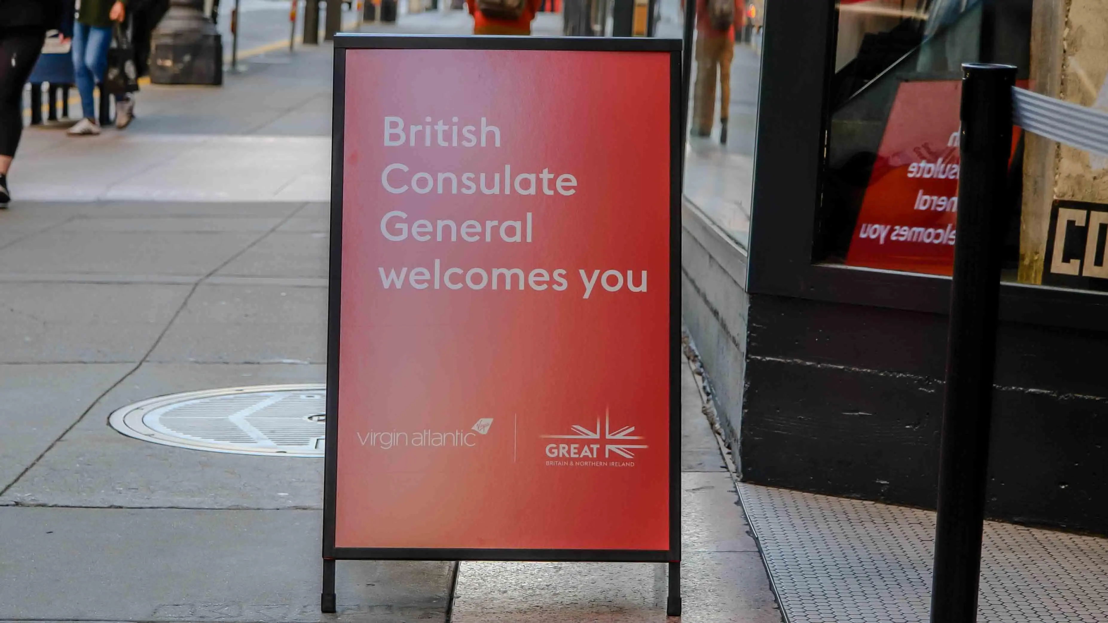Red welcome sign reading “British Consulate General welcomes you,” displayed outside the Virgin Atlantic anniversary event in San Francisco, co-hosted with the UK’s GREAT campaign.