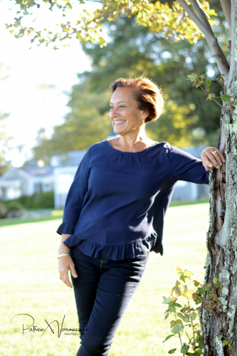 Writer: Laurie O'Neil