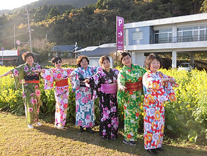 池田湖菜の花と.JPG