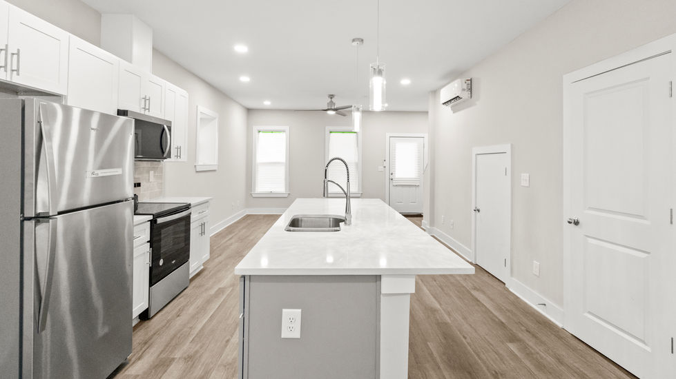 Interior photos of unfurnished home listings in Atlanta, Georgia.