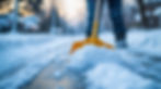 Winterdienst Schneeräumung und Streudienst bei Schnee und Glätte in Neumünster