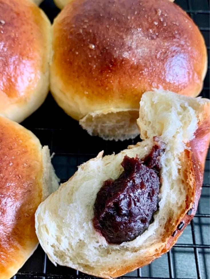 Thumbnail: Sourdough Buns With Red Bean