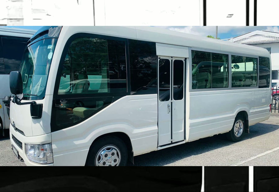 Taprobane Tours fleet vehicle