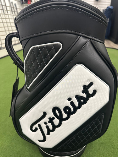 Titleist Den Caddy-Shield Logo | Rick's Golf World