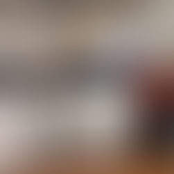 Un sapin de Noël devant Services Canada pour dénoncer le Trou Noir qui touche la région