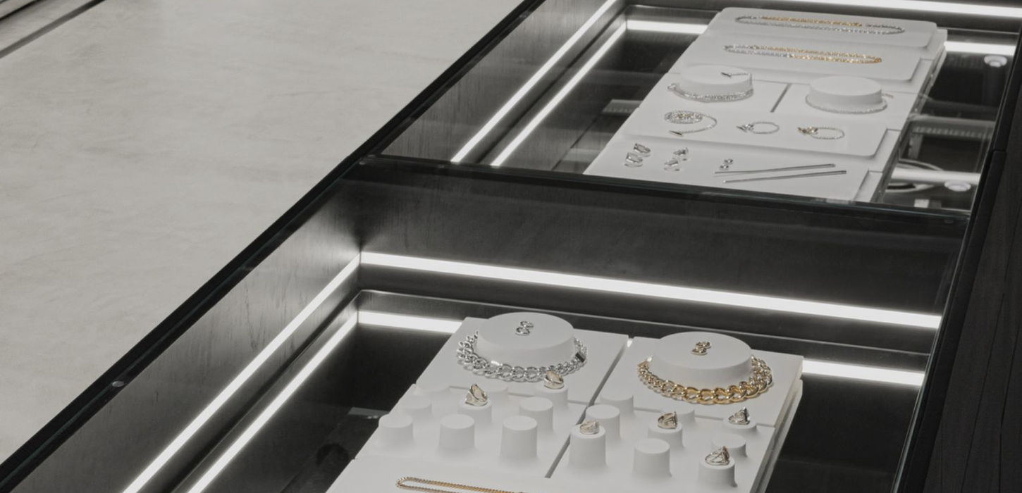 Store fixtures Showcase Display