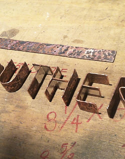 Southern Red Oak Tribute Sculpture