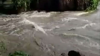 Vía que comunica a Regidor y El Peñón fue destruida por creciente del río Magdalena