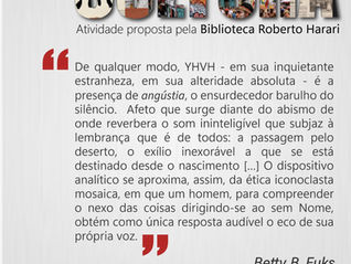 O Grupo de Leitura da Biblioteca Roberto Harari reúne-se internamente sobre o livro A vocação do exílio