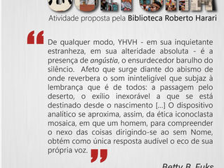 O Grupo de Leitura da Biblioteca Roberto Harari reúne-se internamente sobre o livro A vocação do exílio