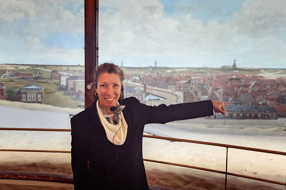 Inbal Tur-Shalom guiding tourists at the Panorama Mesdag in The Hague.