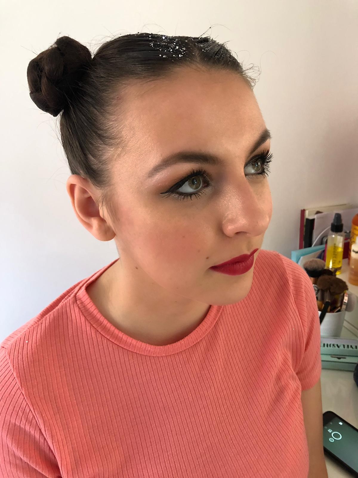 SPACE BUN MAKE UP SIDE SHOT