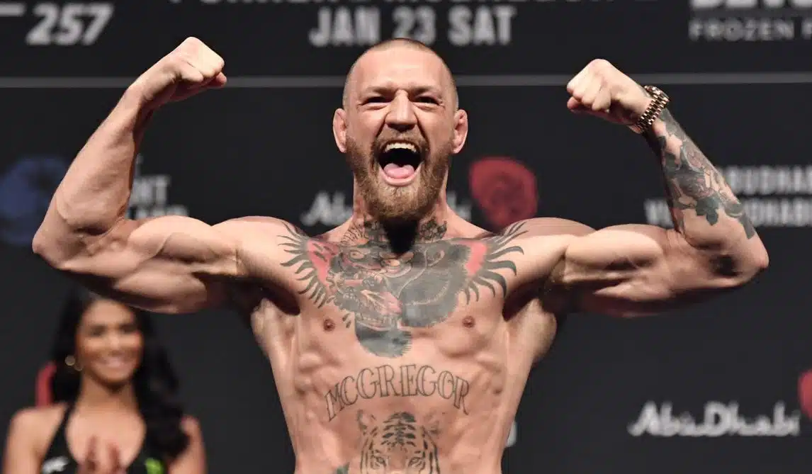 Connor McGregor faz Terapia da Flutuação