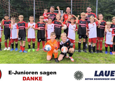Neue Trikots für unsere E-Jugend dank der Firma Lauer