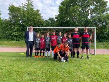 D4 in neuem Outfit dank FIDELITAS SICHERHEIT