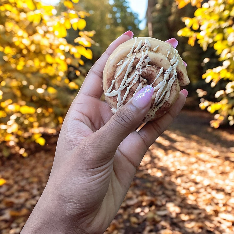 Thumbnail: Cinnamon Roll Scrub Bar