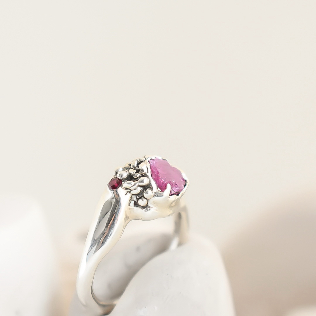 BOUQUET III - Ruby and Pearl ring - Size 7