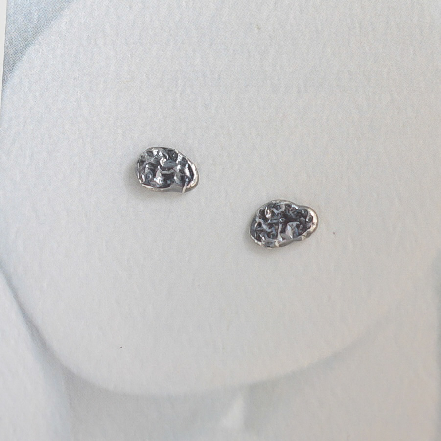 STUD earrings II - oxydized