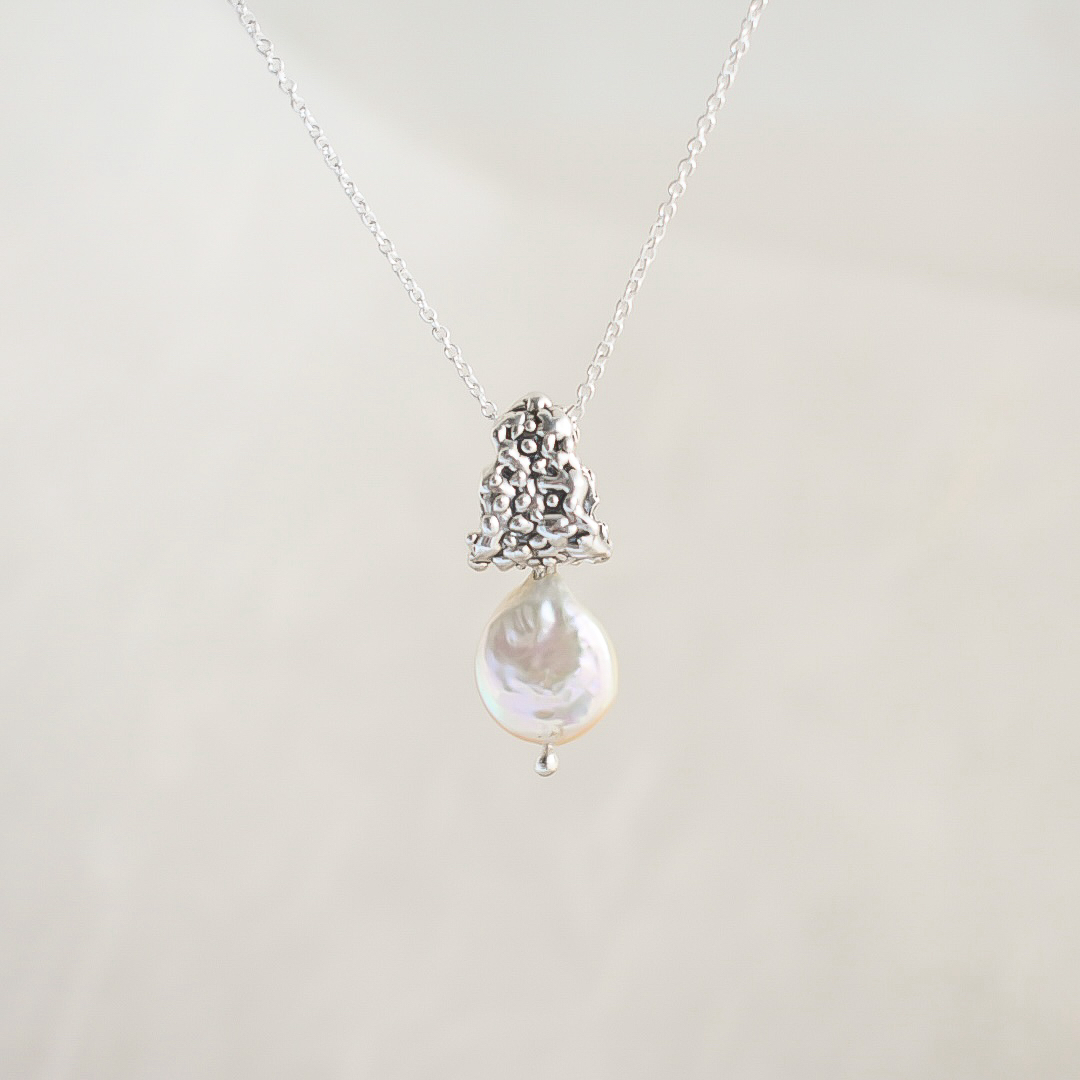 BARNACLE pendant - Pearl