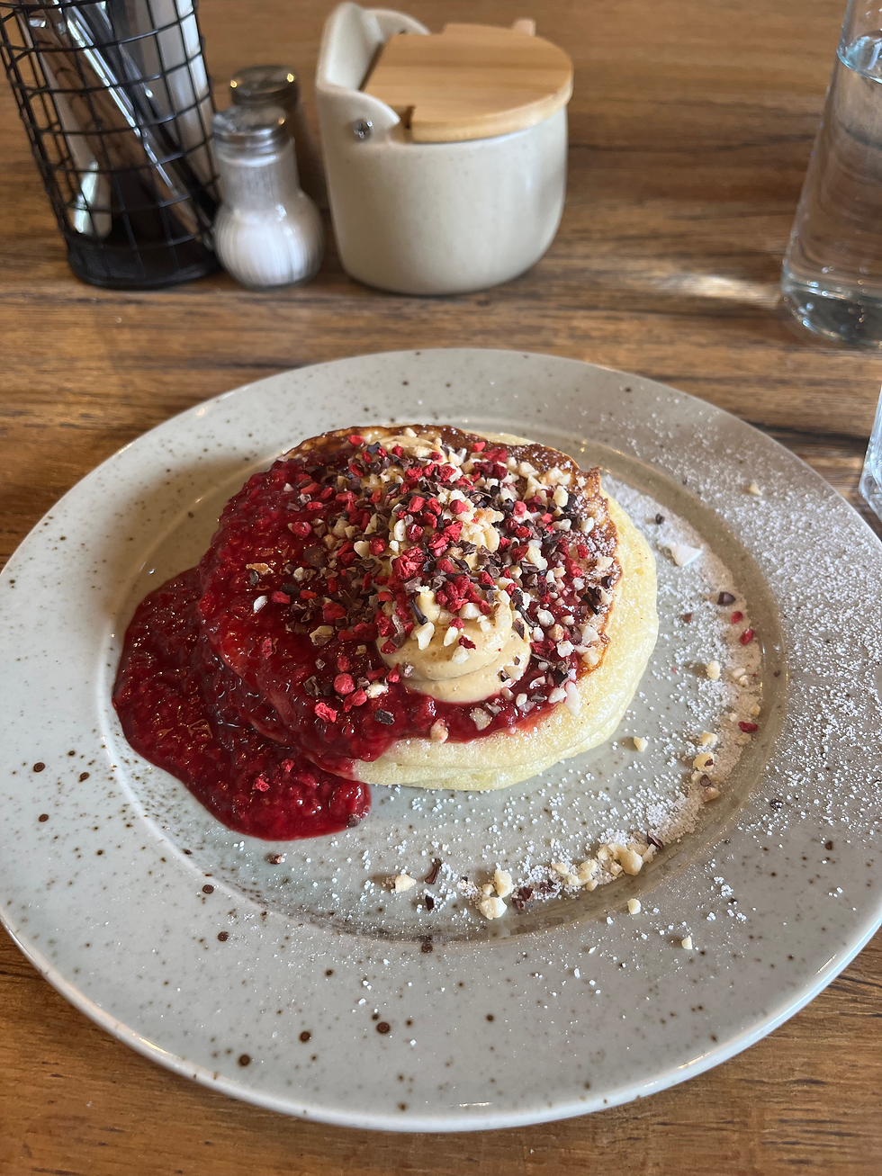 Ultimate Brunch Guide to Budapest: Best Cafés for Breakfast Lovers