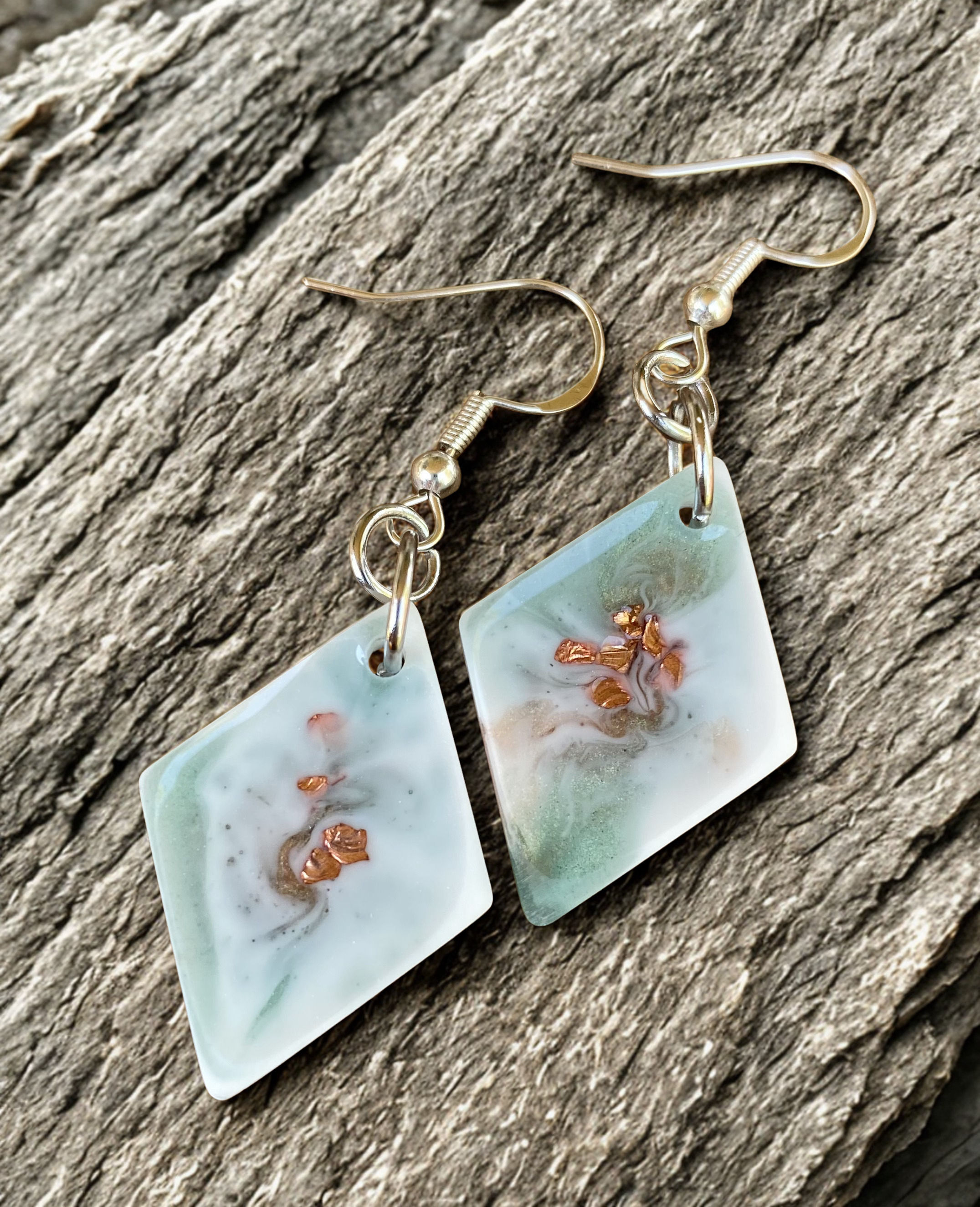 Diamond Resin Dangling Earrings 