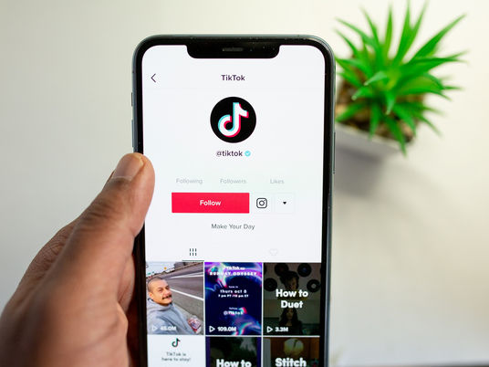 Influencers above 50 making an extra buck