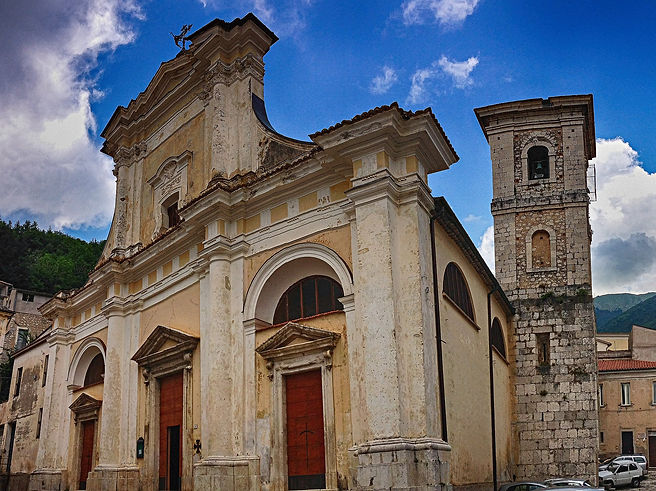 2560px-Il_Duomo_di_San_Donato_Val_di_Comino.jpeg