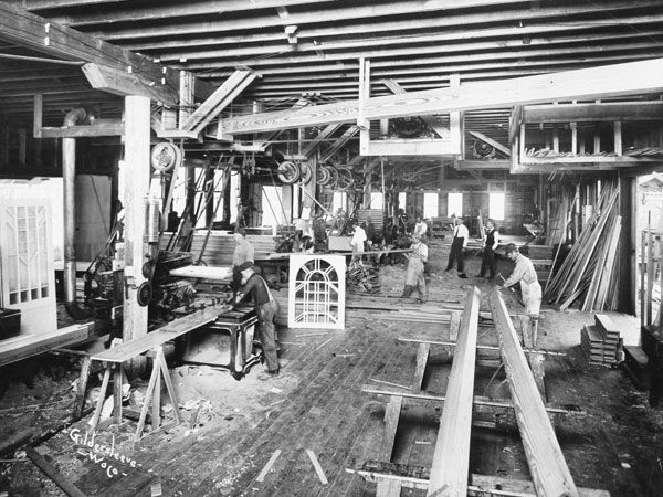 Company Photo, Early 1900s