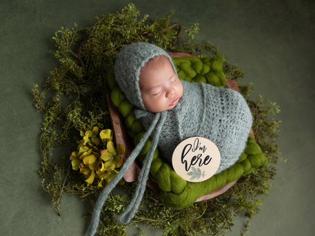 Newborn photography session in Middlesex County NJ