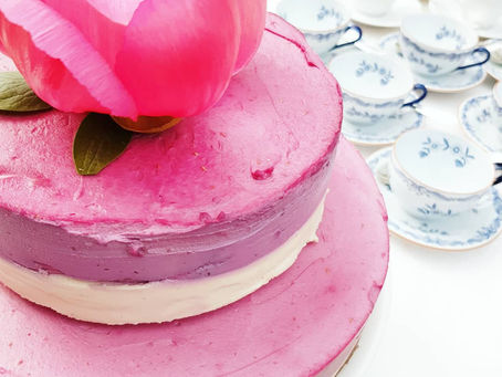 Raw citron- & halloncheesecake med kardemummabotten