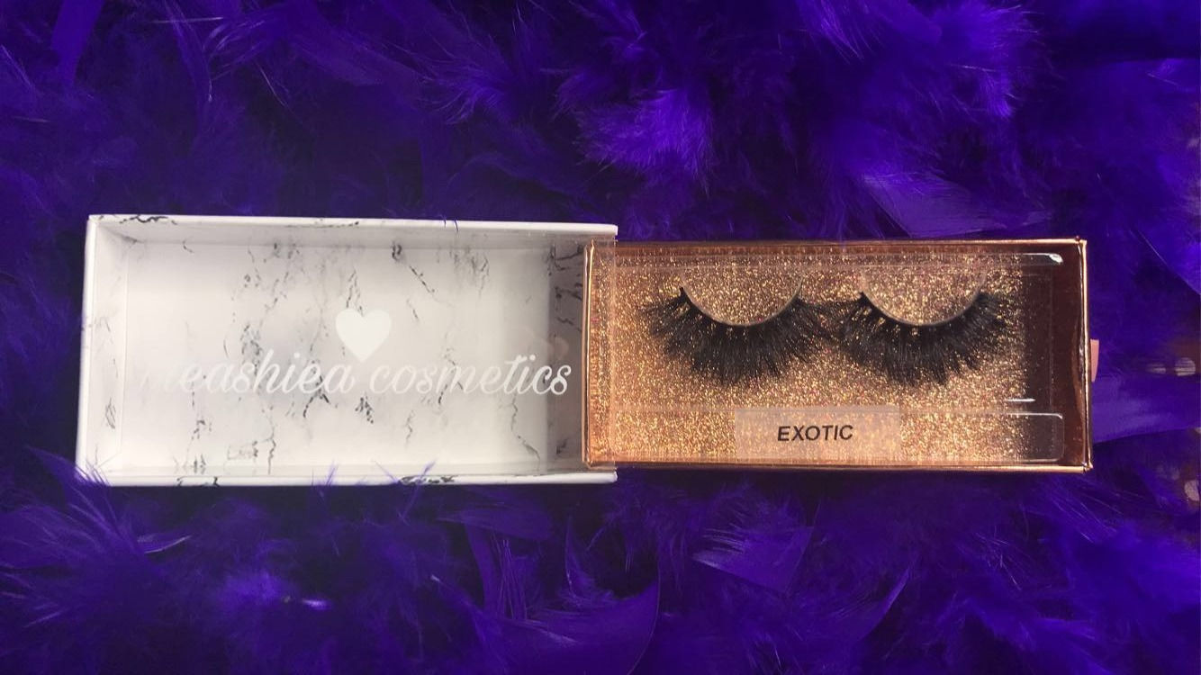 Exotic lash