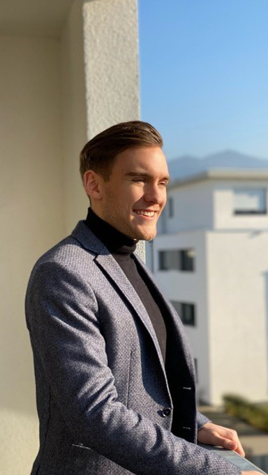 Wir machen kleine und mittelständische Unternehmen so attraktiv wie große Unternehmen | maxOn Consulting & Services