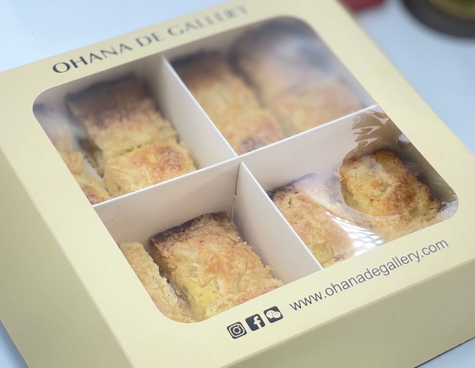 Thumbnail: Apple Crumble Cakes - 16 pieces