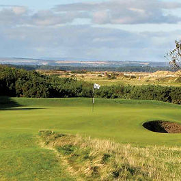 A shorter, more accessible links course at St Andrews, ideal for a quicker round or higher handicappers.