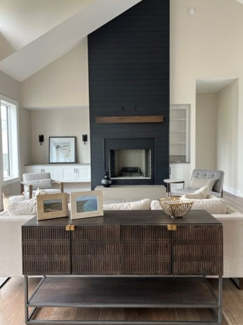 Living w Wood Floor(3).jpg