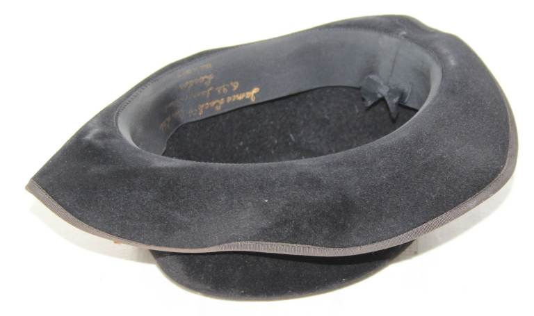 Thumbnail: Rare Vintage Post-WW2 SSAFA Nursing Service Tricorn Hat by Lock & Co of London