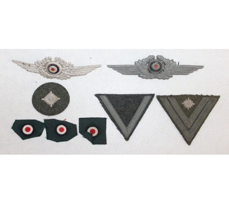 Qty of assorted German military cockades and fabric rank insignia, all c.WW2 era