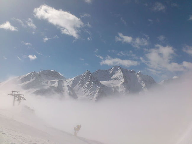 winter-winter-sports-sölden-glacier.jpeg