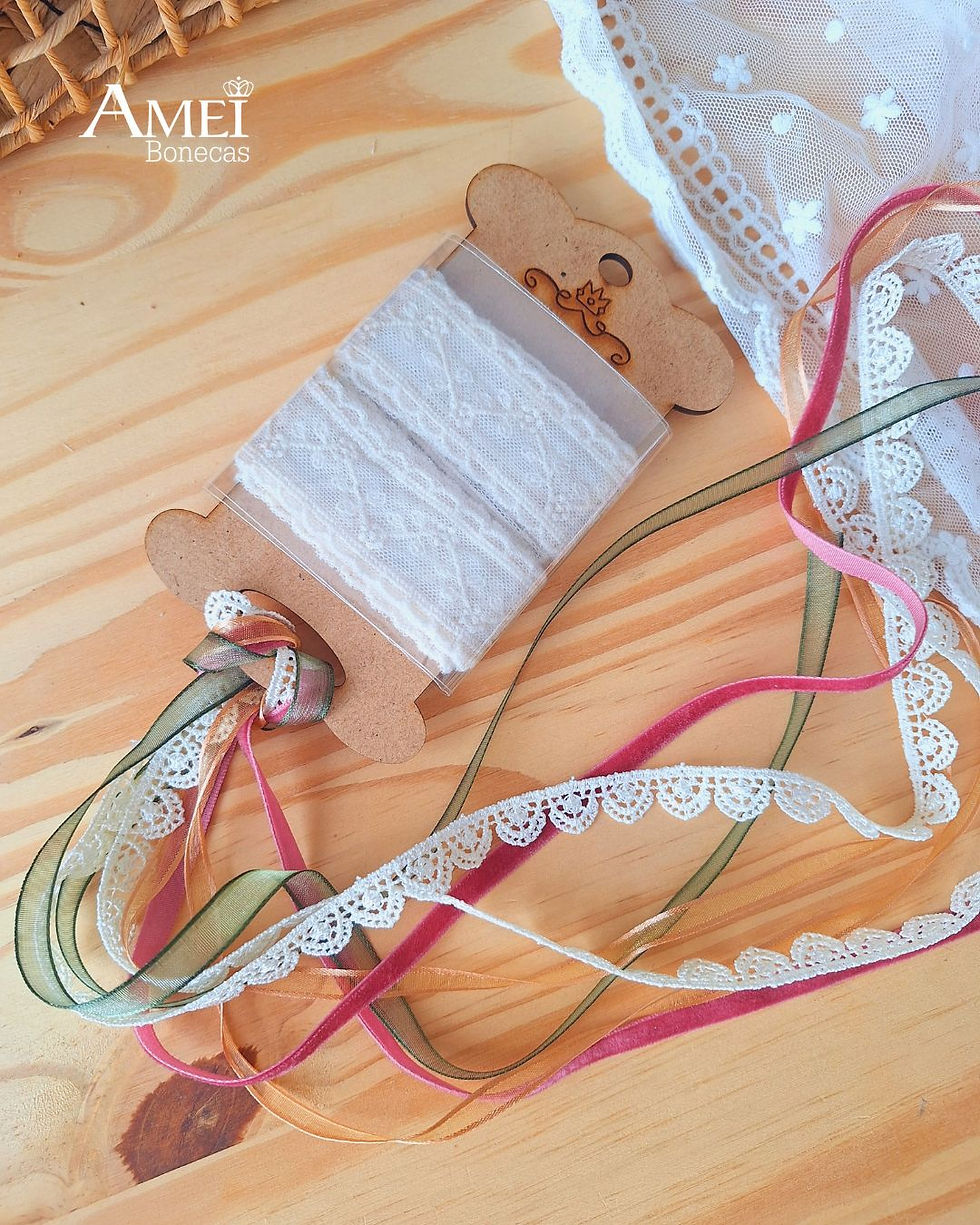 Carretel + 2mt Renda +8 mt Fitas