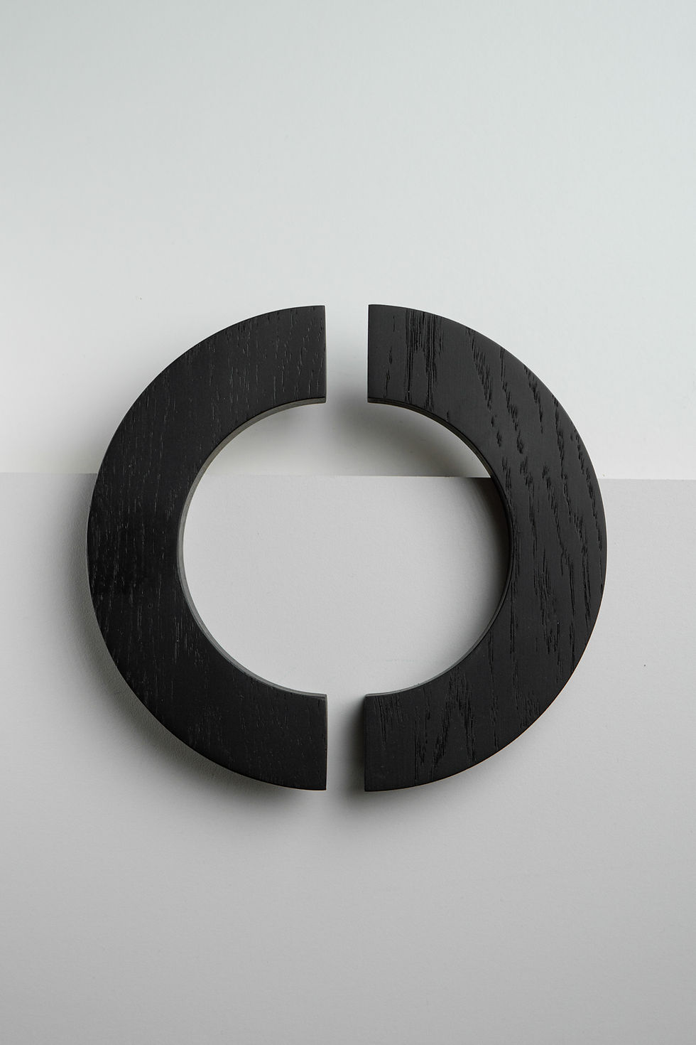 Thumbnail: Bagel wood furniture handle