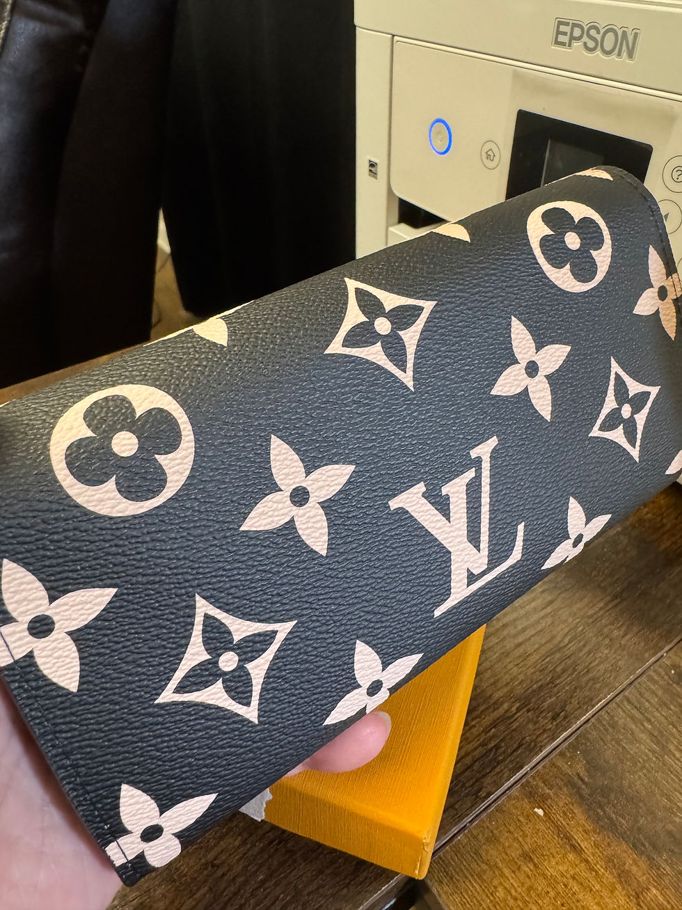 Thumbnail: Wallet, long, trifold, black/white