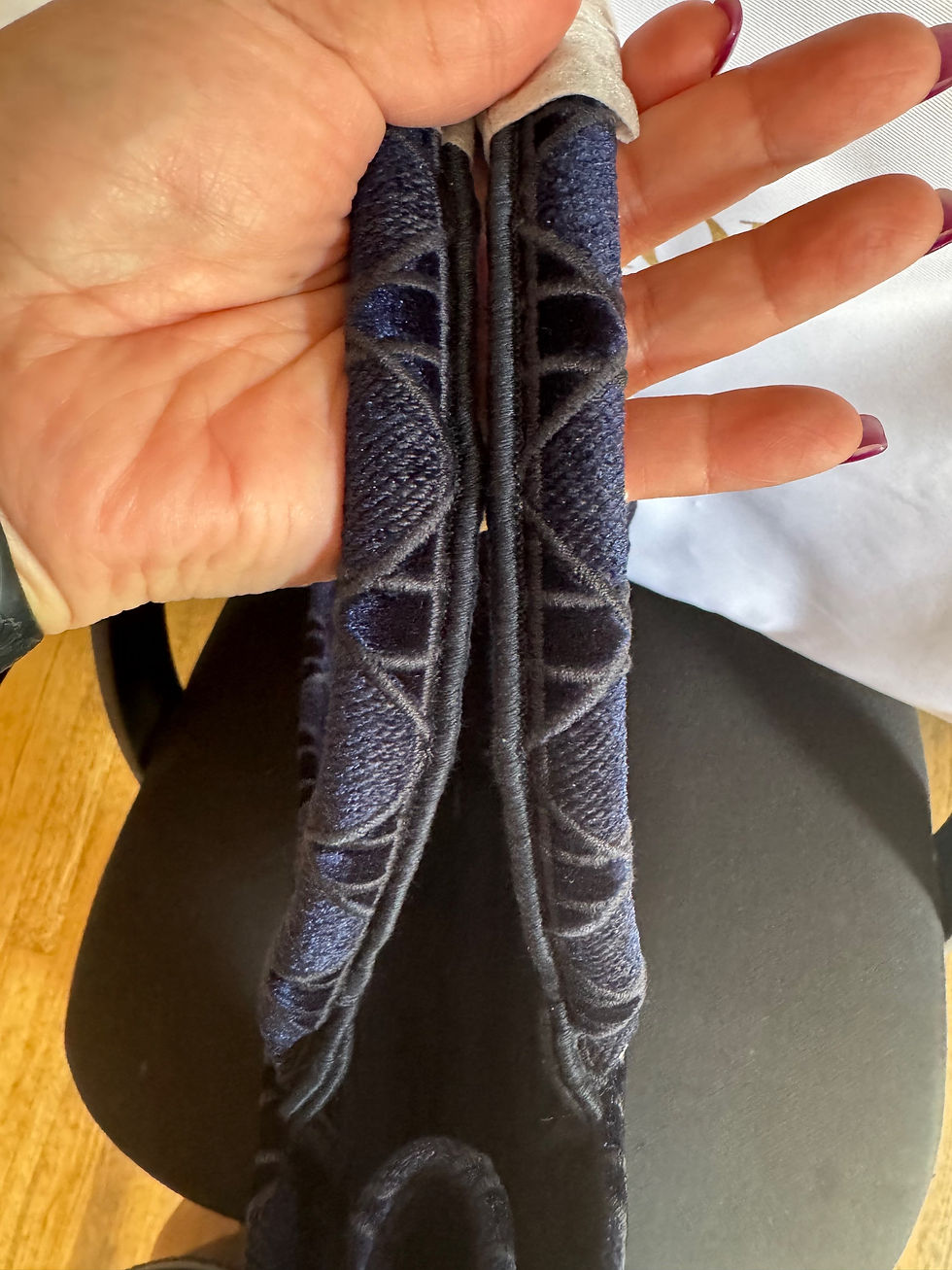 Thumbnail: Book tote, medium, velvet blue
