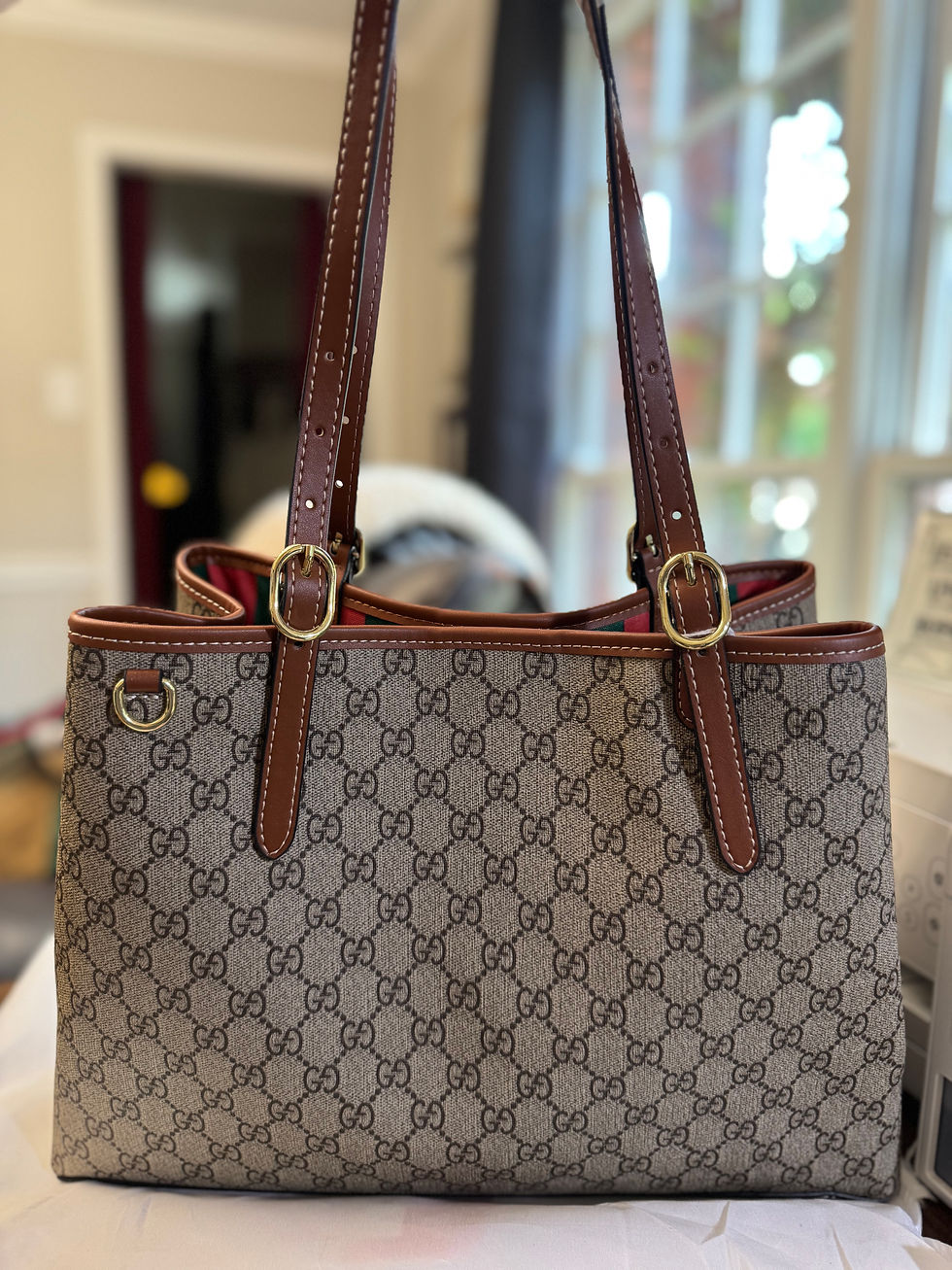 Thumbnail: Emblem tote, large, classic